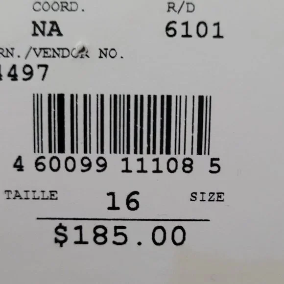 Dress - Picture 5 of 5